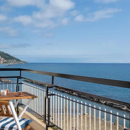 公寓 Terrazzo Sul Mare By Interhome *