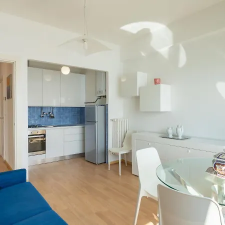 Terrazzo Sul Mare By Interhome 公寓 *